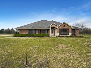 3915 Tower Cir, Nevada, TX 75173