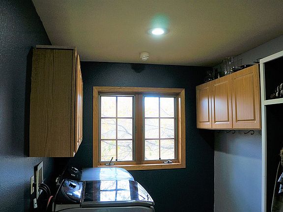 mudroom/laundry room