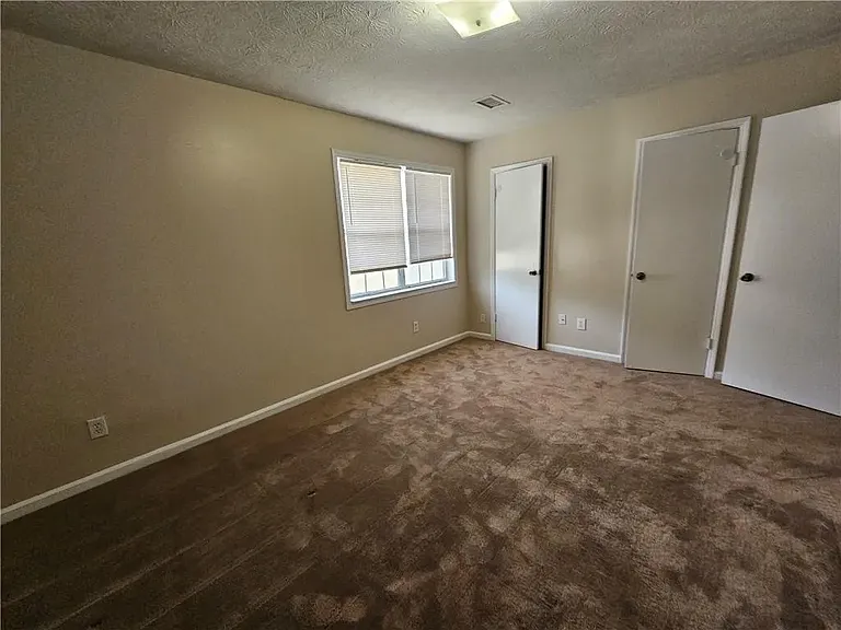 1743 Hunting Creek Dr SE — Photo 6
