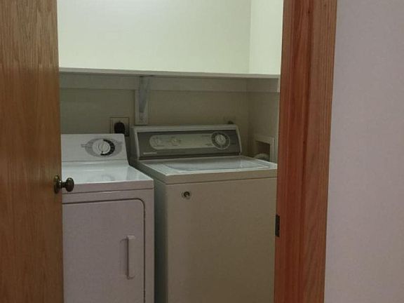 3rd image of 824 2nd St NW #824