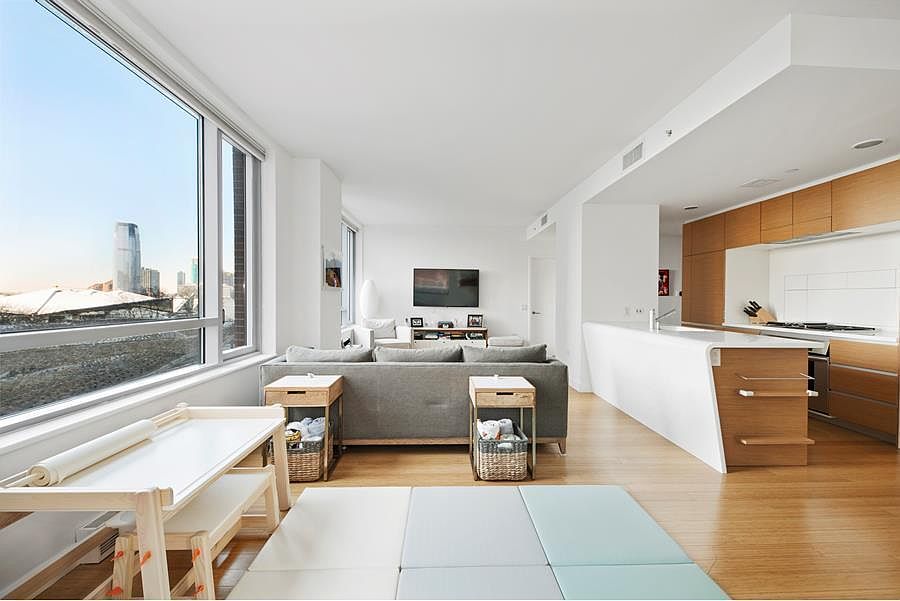 1st image of 2 River Ter APT 3D