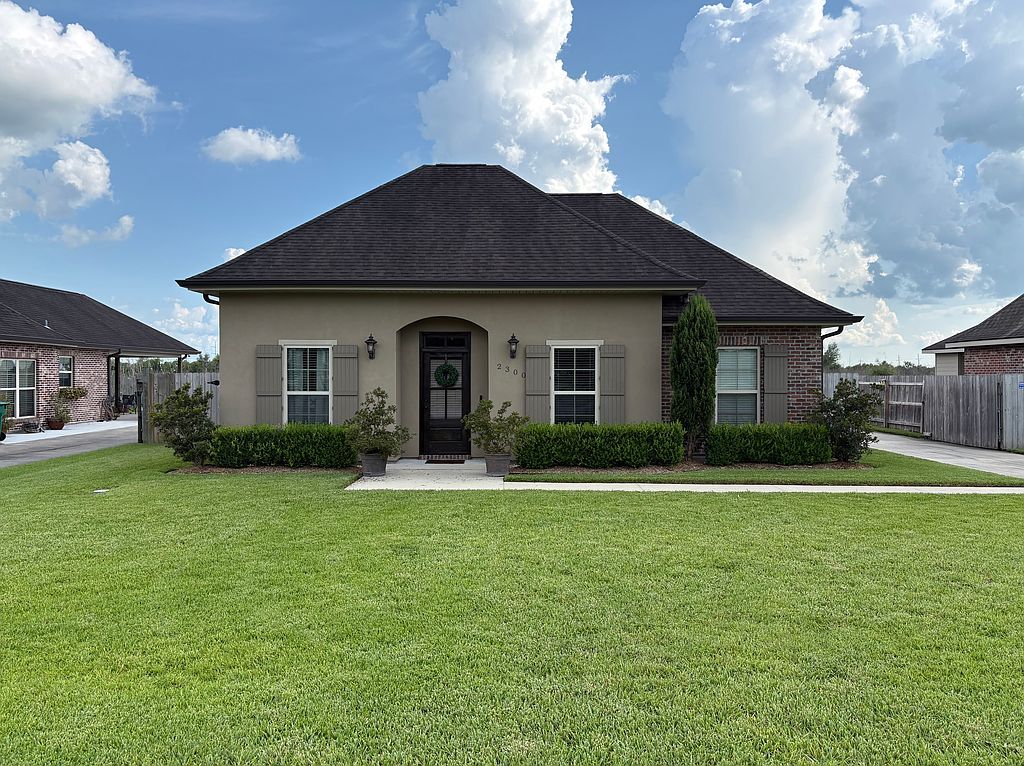 2300 Parish Rd - Property Image