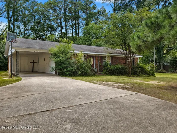 2379 Carrollton Ave, Grenada, MS 38901