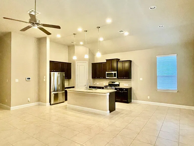 21406 Greylag Dr — Photo 3