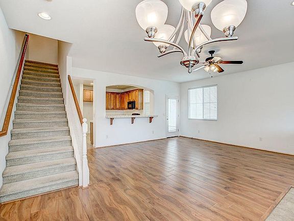 4th image of 2882 Mojave Dr