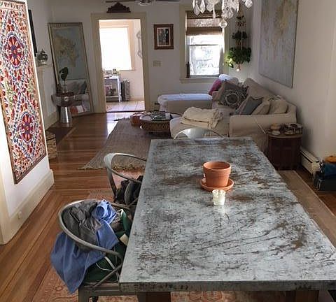 Living Room (current tenants)