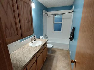 4832 K St, Omaha, NE 68117
