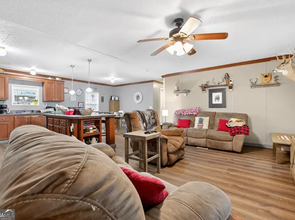 1903 B Whitfield Rd, Jefferson, GA 30549