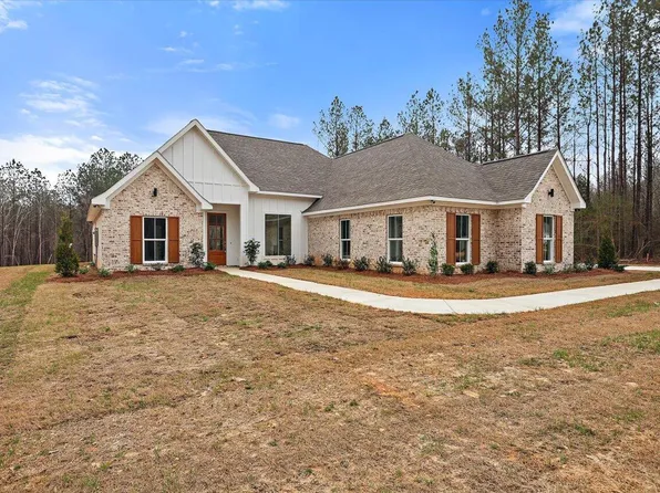 142 Ashwood Ln, Mendenhall, MS 39114