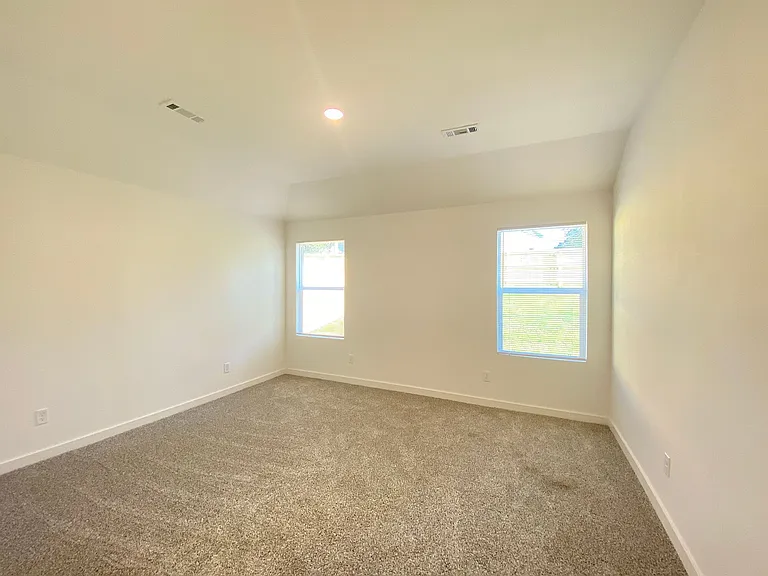 8408 Oxford Valley Dr — Photo 9