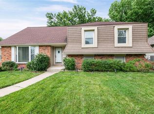 6819 NW Birch Ln, Kansas City, MO 64151