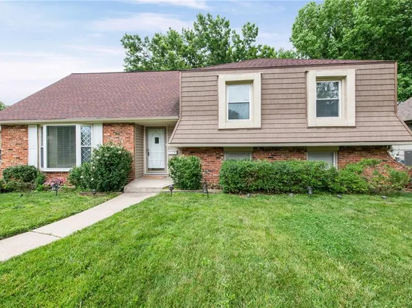 6819 NW Birch Ln, Kansas City, MO 64151