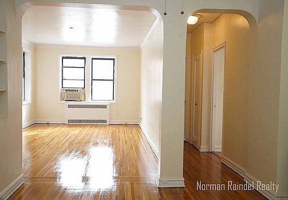 5th image of 1900 Avenue W APT 3F