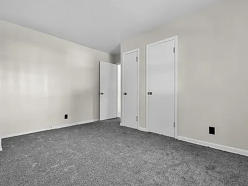 200 Sycamore St Photo 1