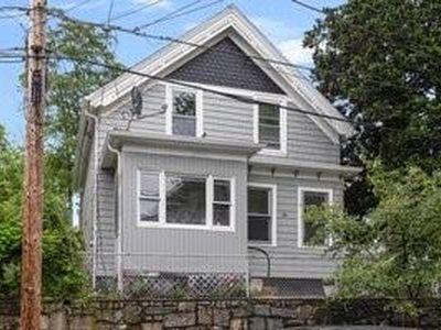 25 Tecumseh St, Providence, RI, 02906
