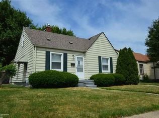 15025 Lincoln Ave, Eastpointe, MI