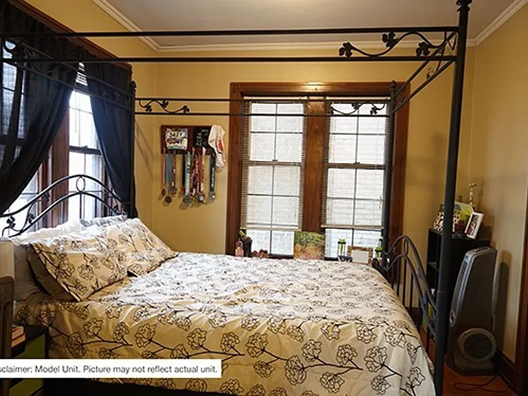 2556 N Murray Ave — Photo 12