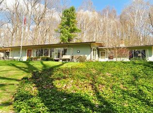 93 Pinnacle Rd, Ellington, CT 06029