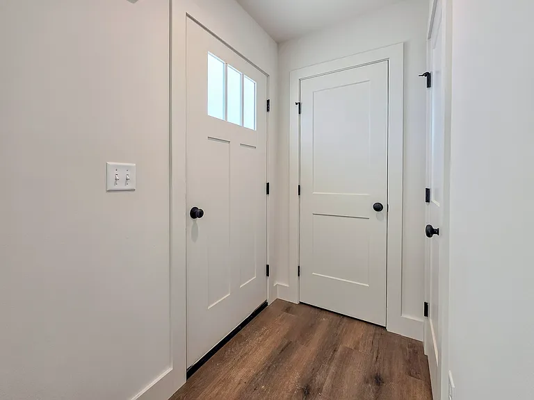 267 Locust St — Photo 2