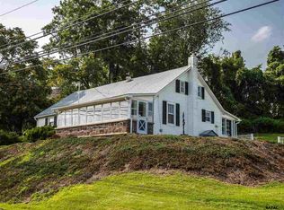 415 Valley Rd, Etters, PA 17319