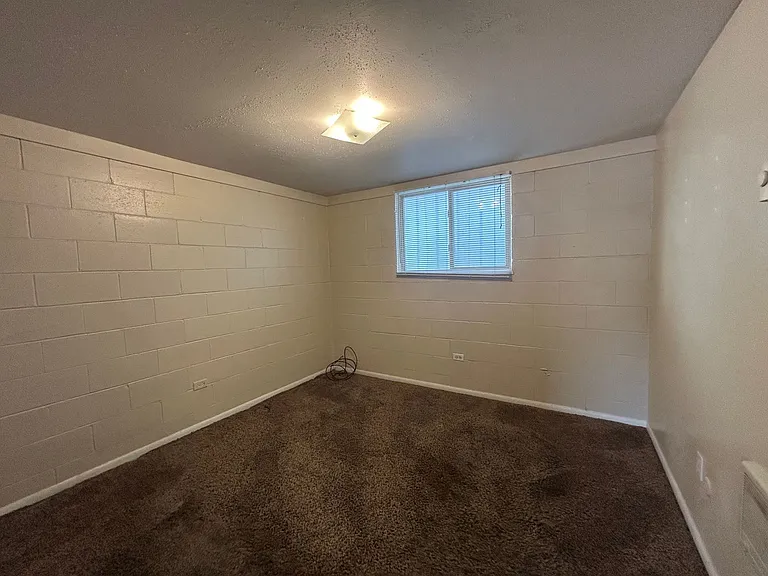 346 W Lovejoy — Photo 18
