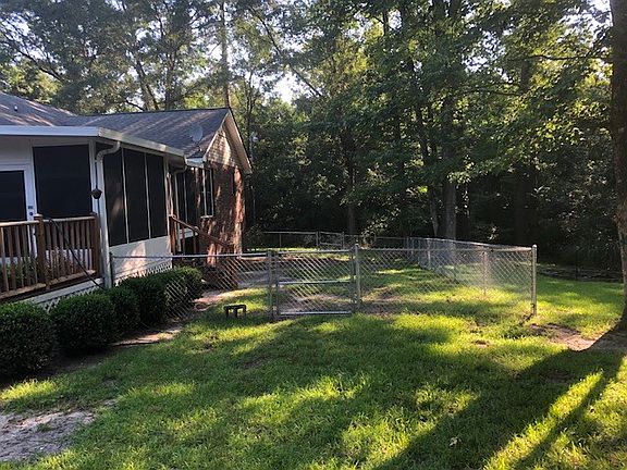 4th image of 303 Bo Jo Ella Dr