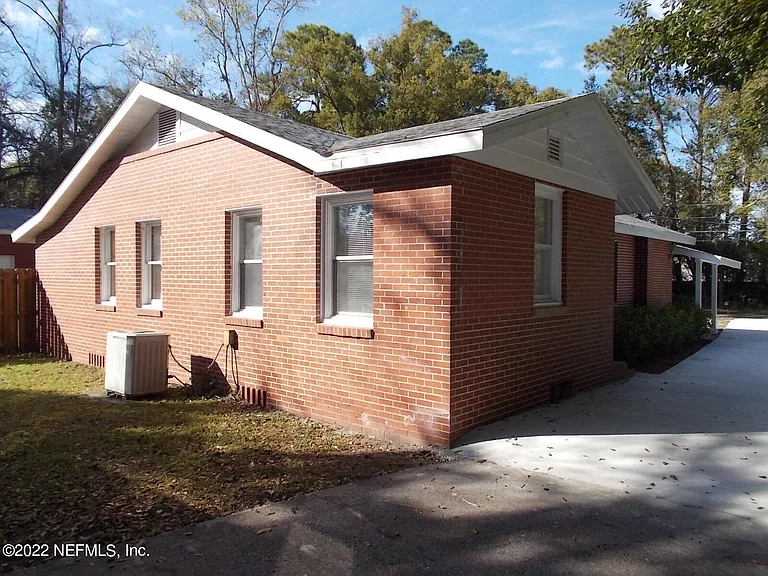 5738 Cruz Rd — Photo 4