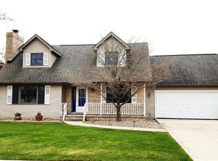 529 Siebert Dr, Schererville, IN 46375