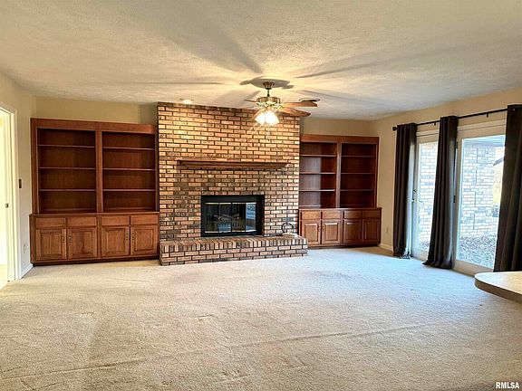 4th image of 1810 Paula Ln