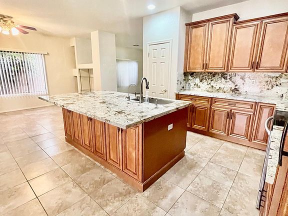 4th image of 9449 W Quail Ave