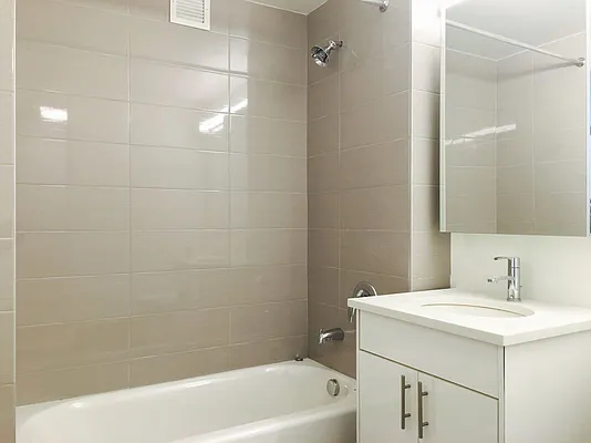 Rented by Matthew Gros-Werter, LREB  | media 22