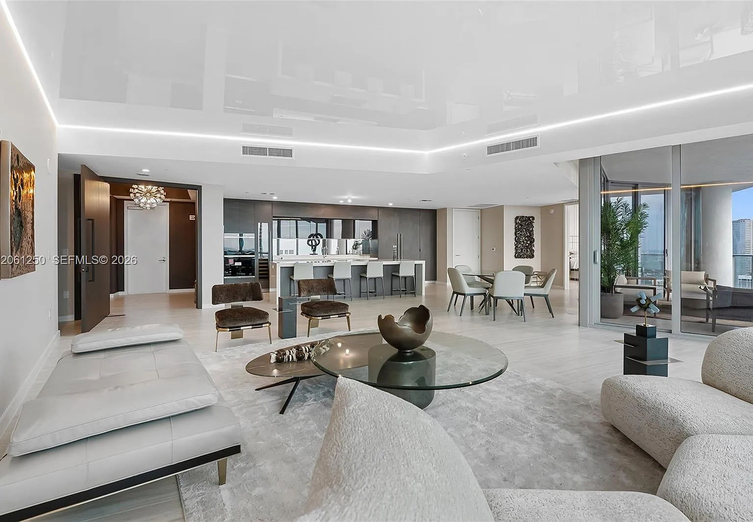 Paramount Miami Worldcent — Photo 2