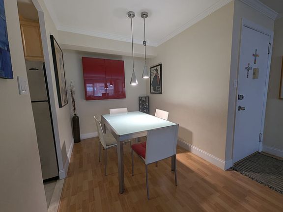 5th image of 515 E 85th St APT 6E