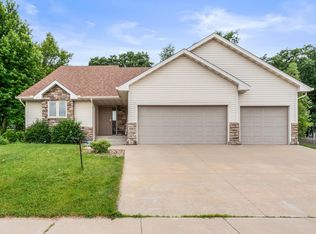 4861 Scenic View Dr SW, Rochester, MN 55902