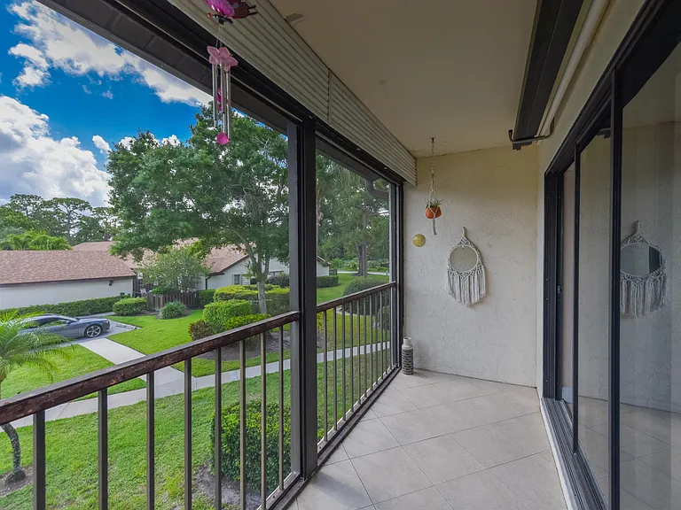 2733 SW Matheson Ave #115-A2 — Photo 3