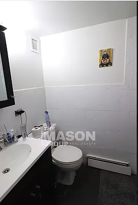 Rented by Mason Group LLC | media 29