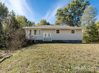 5195 Cooley Rd, Fruitport, MI 49415