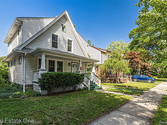 2nd image of 21546 Gregory St