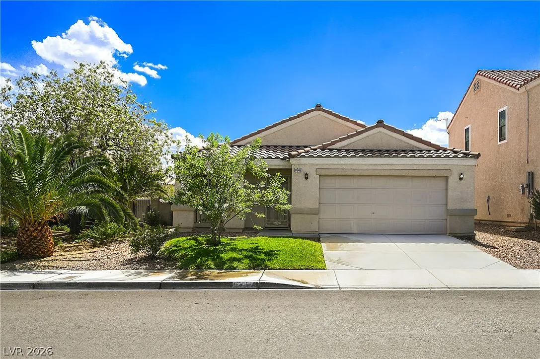 3 bed, 2.0 bath, 1547 sqft, $1,900 — Photo 1