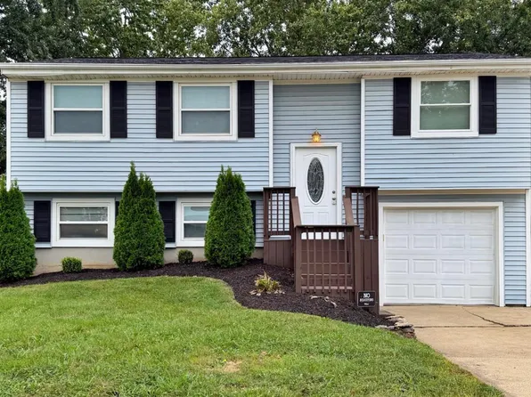 140 Country View Dr, Harrison, OH 45030