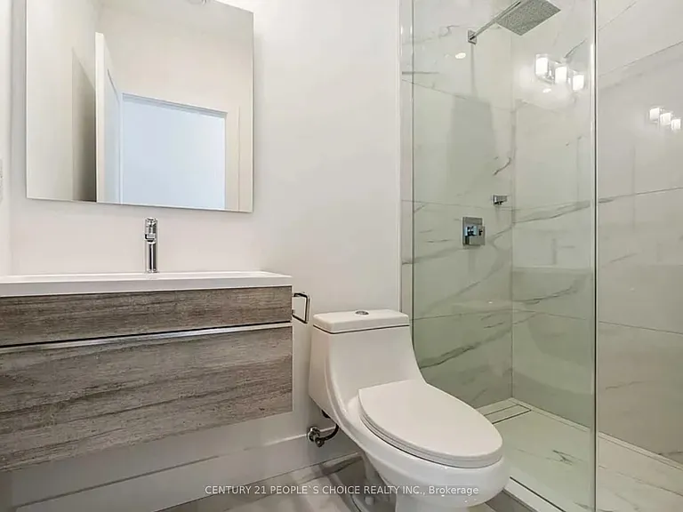 54 Westhampton Dr #UPPER — Photo 10