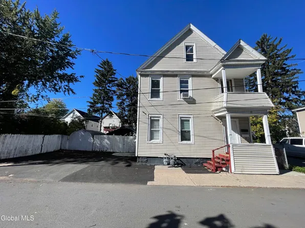 808 Sprague Street, Schenectady, NY 12307