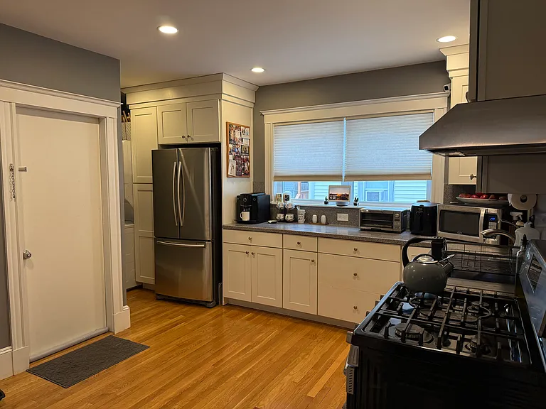 225 Beech St #1 — Photo 2