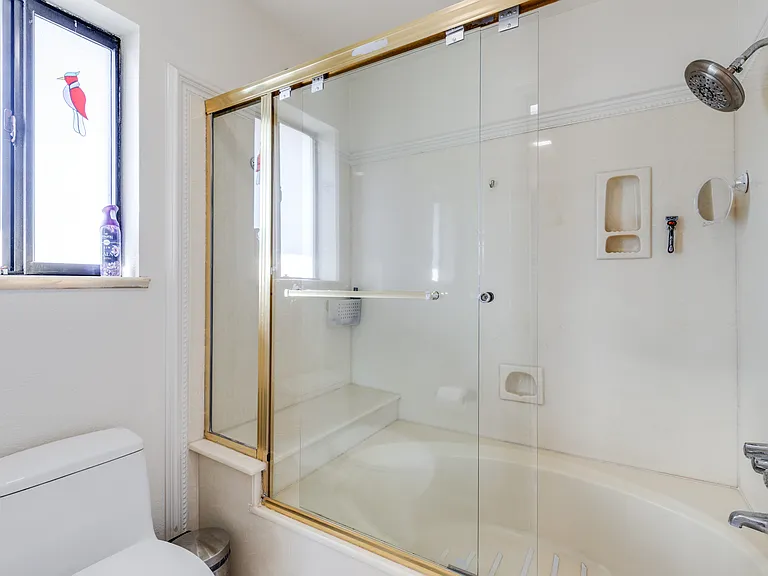 651 Fontes Dr — Photo 25
