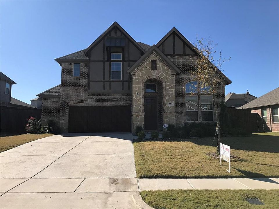 1st image of 3211 Willow Brook Dr