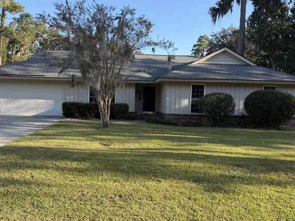 512 Stuart Ct, Savannah, GA 31405