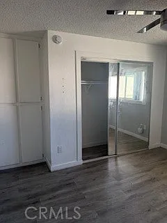 328 W 1st St #4 — Photo 8