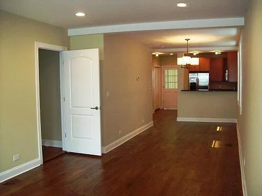 2303 N Maplewood Ave — Photo 3