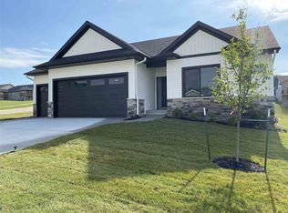 572 Doe Ave, Tiffin, IA 52340