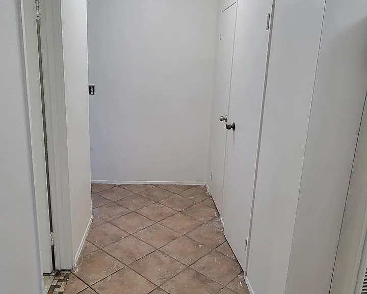 2178 W Alameda Ave #4 — Photo 2